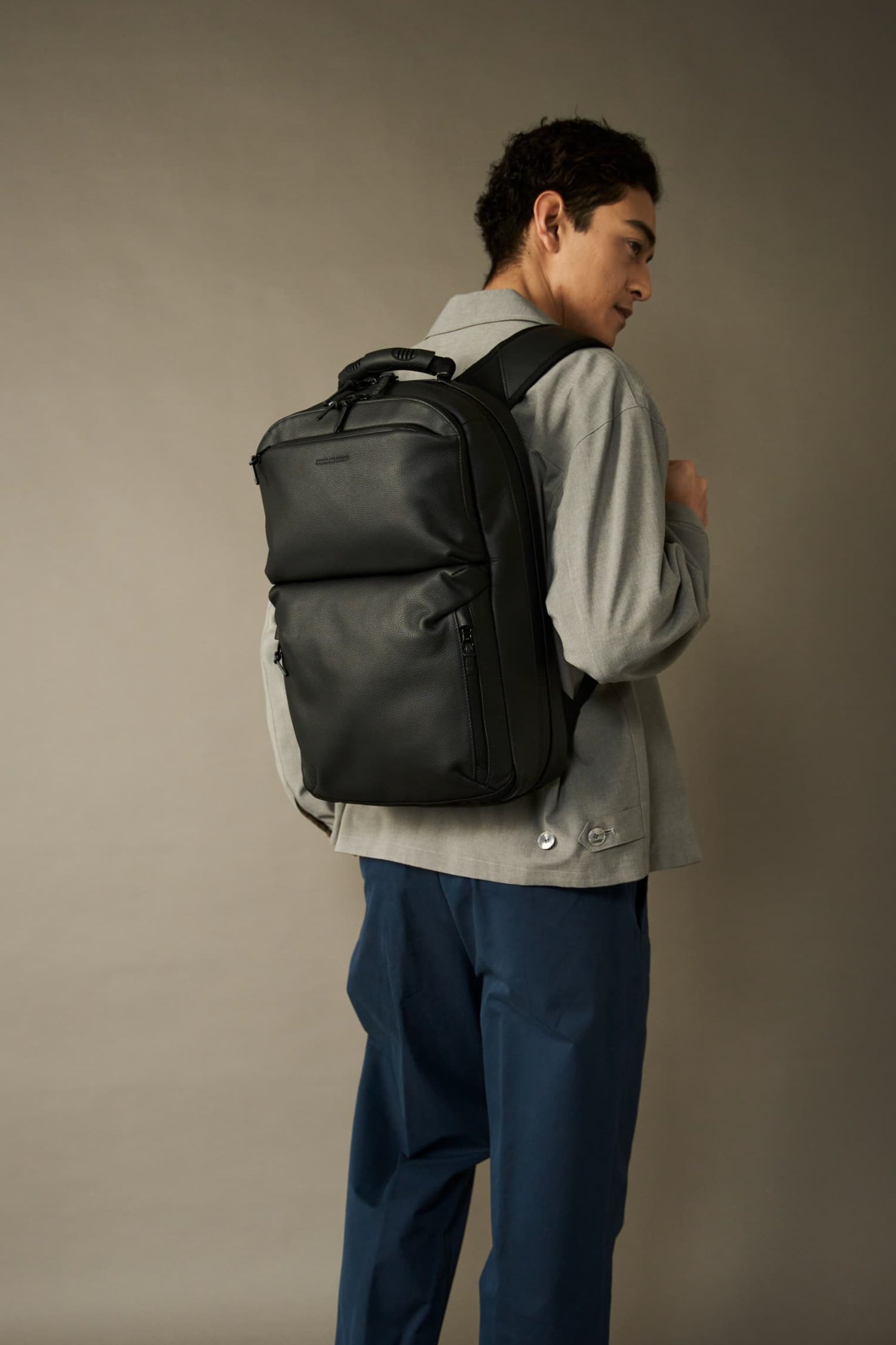 HUB Gen6-All Leather-