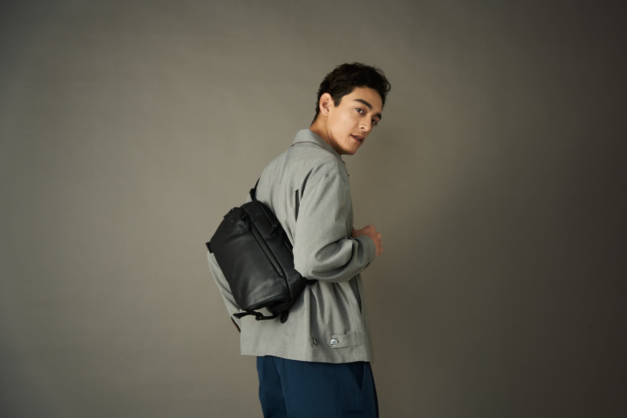 Adjust sling multi bag (iceblue)