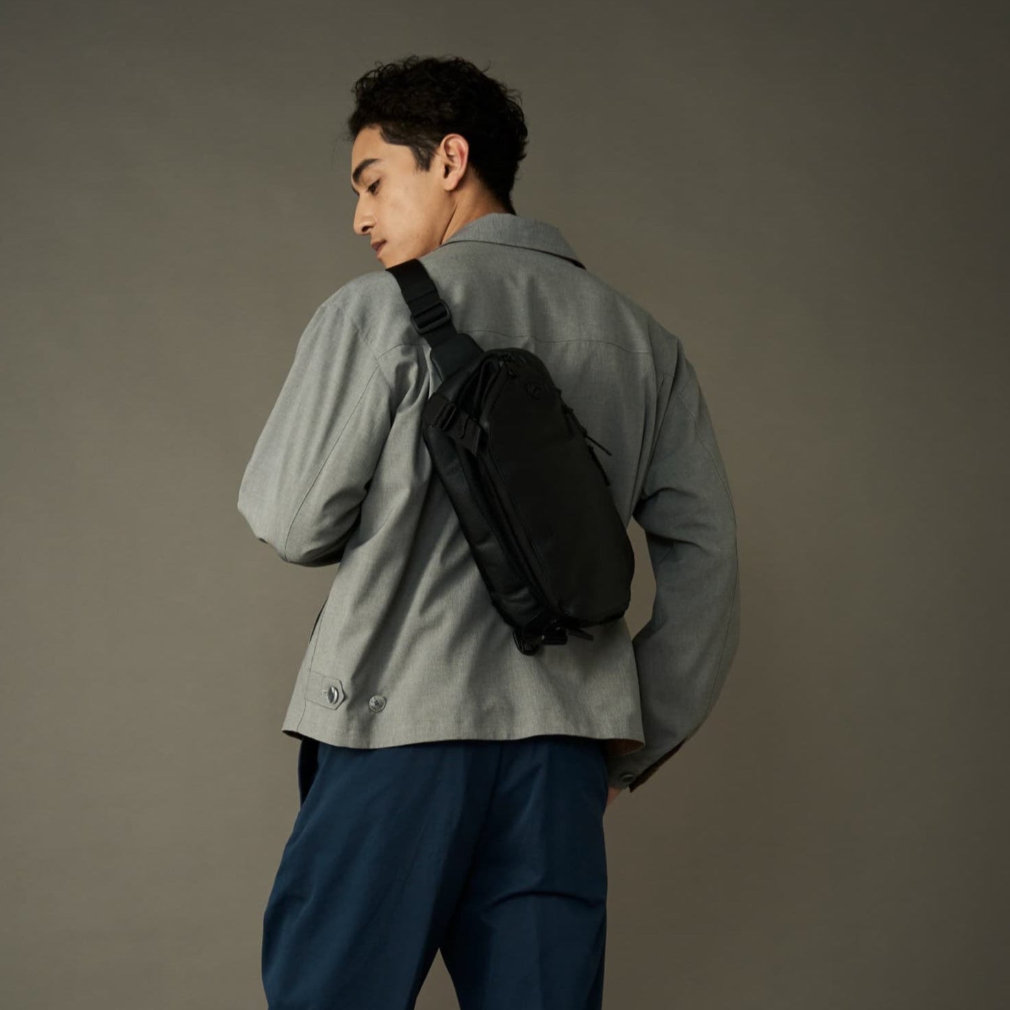 Adjust sling multi bag (iceblue)