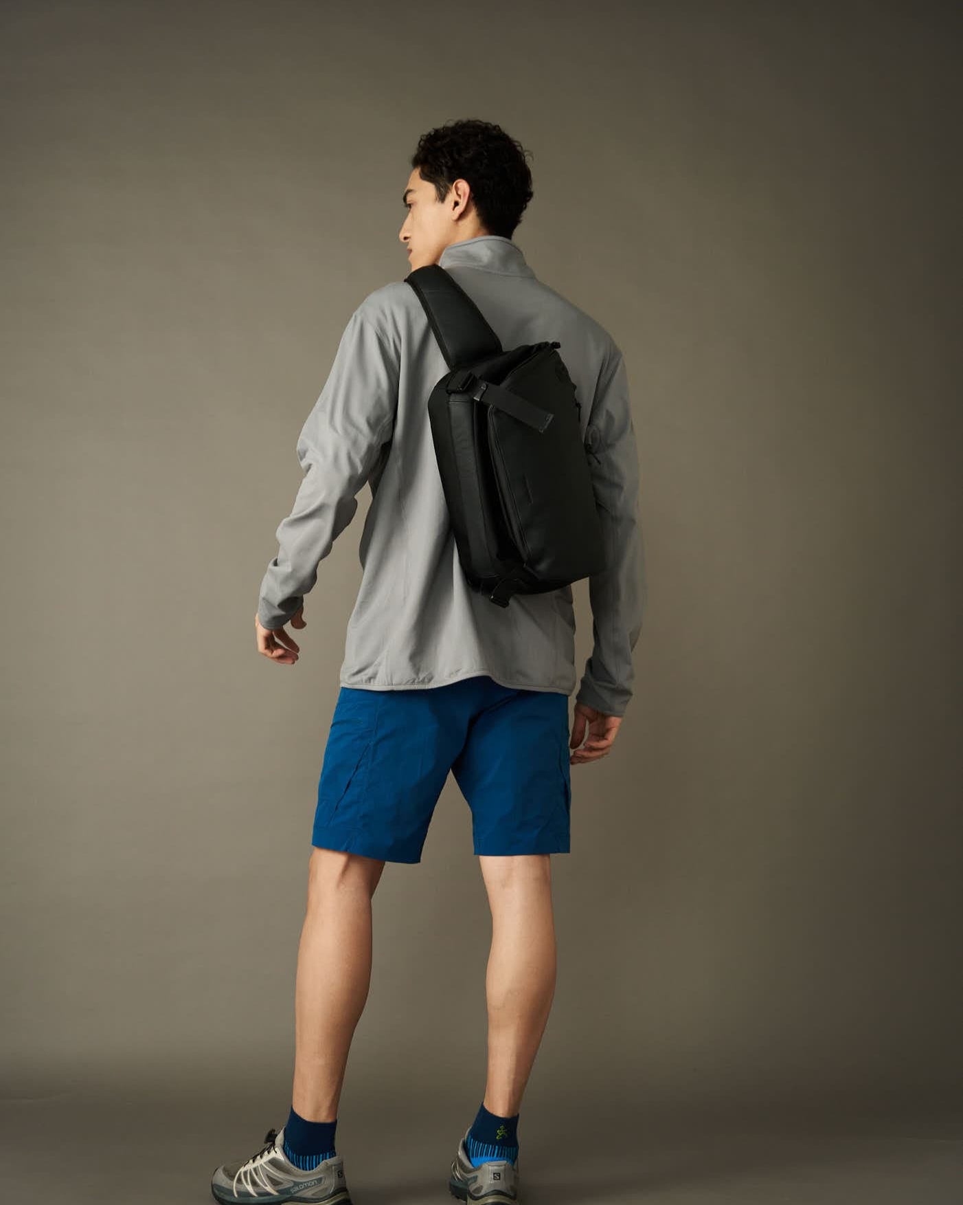 Adjust big sling bag