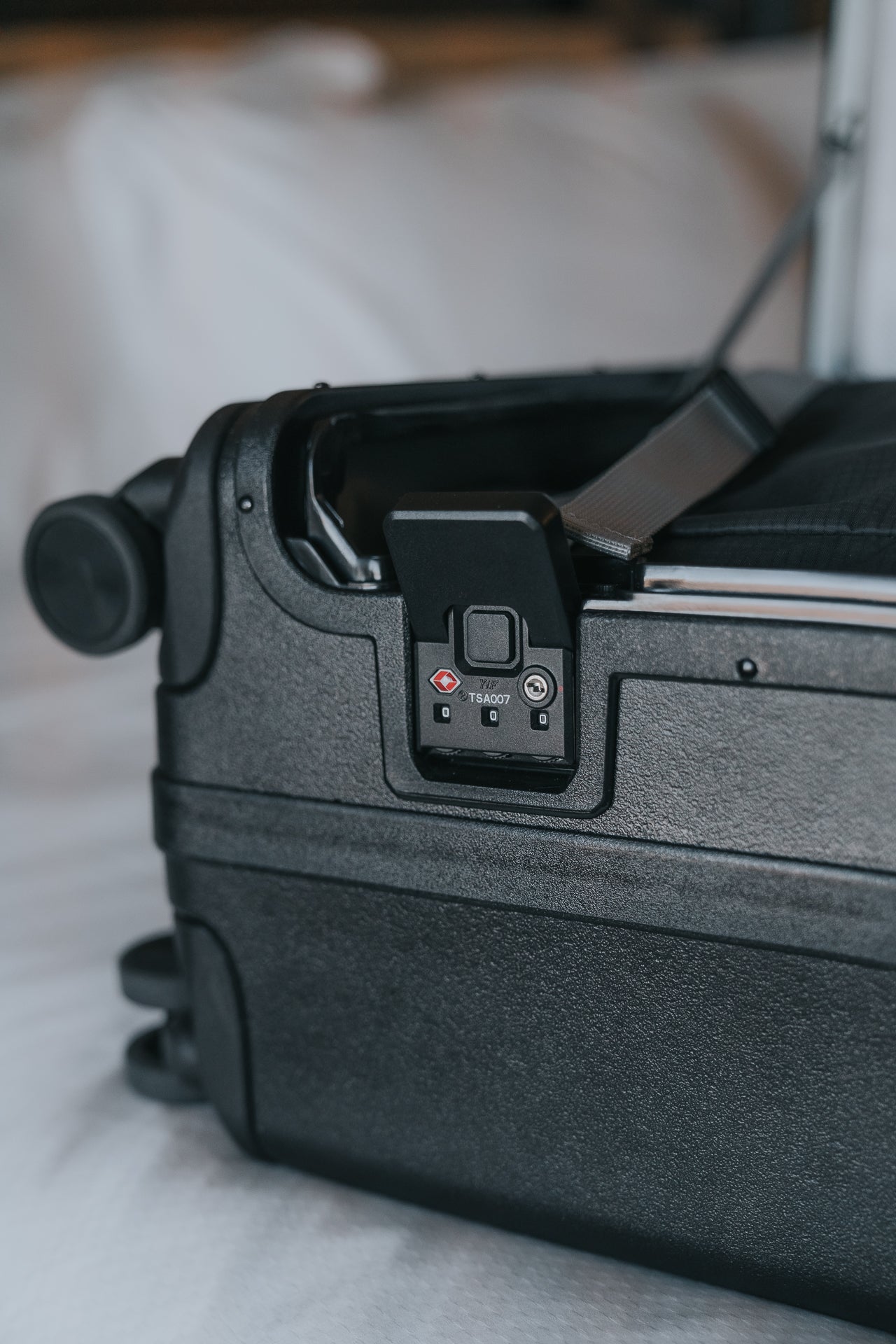 Solstice Carry-on 22
