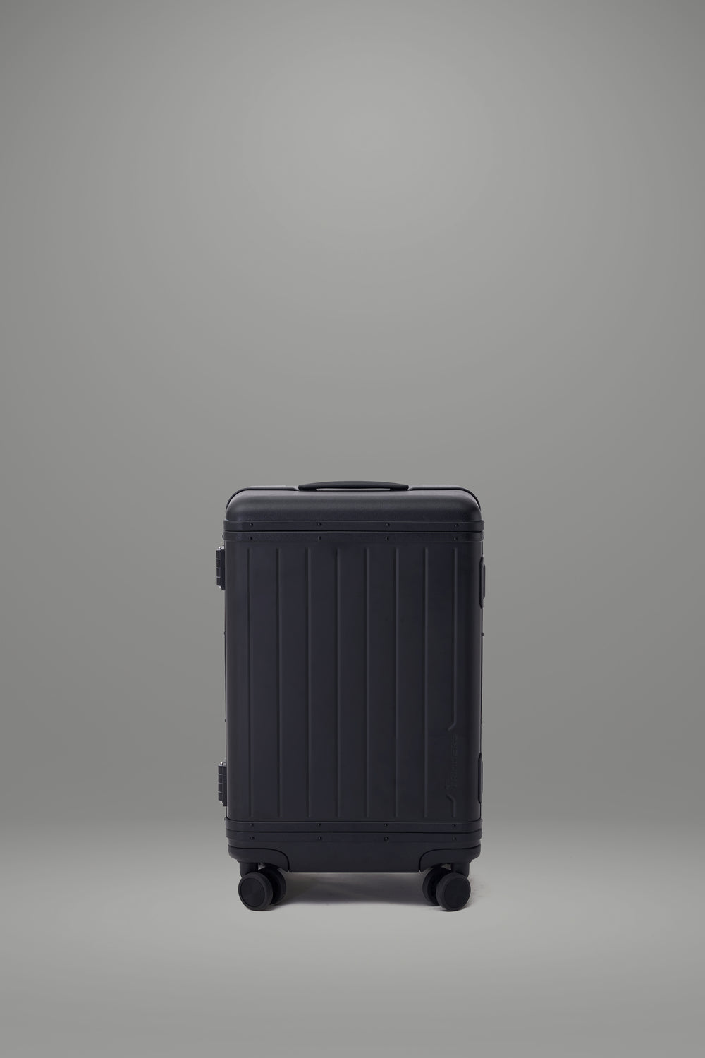 Solstice Carry-on 22