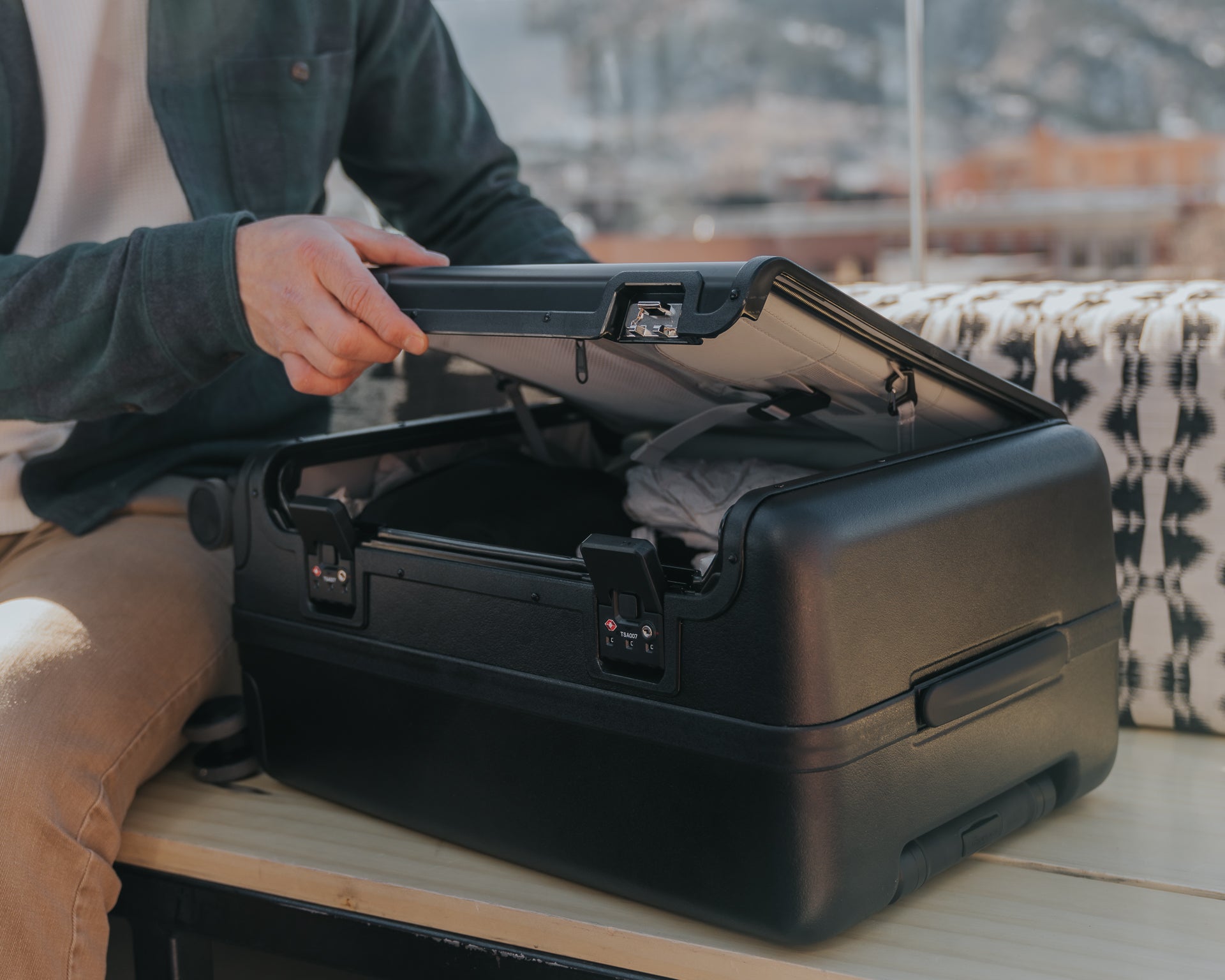Solstice Carry-on 22