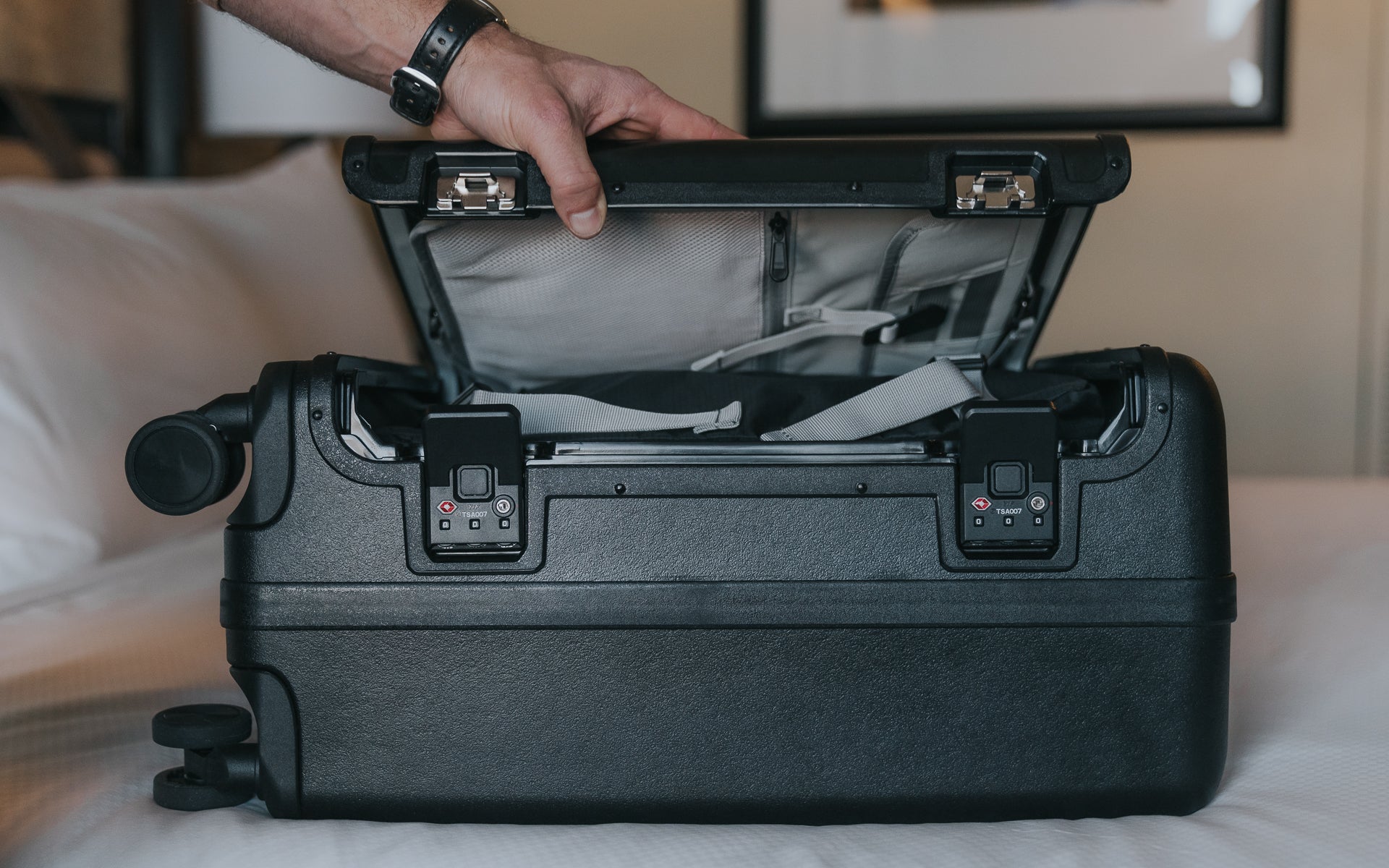 Solstice Carry-on 22